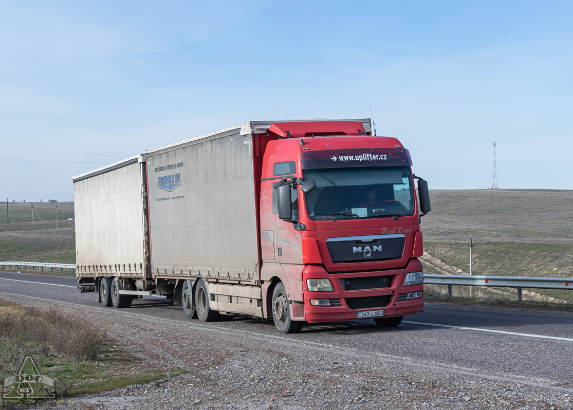 Алматы, № 262 LLB 02 — MAN TGX ('2007) (общая модель)