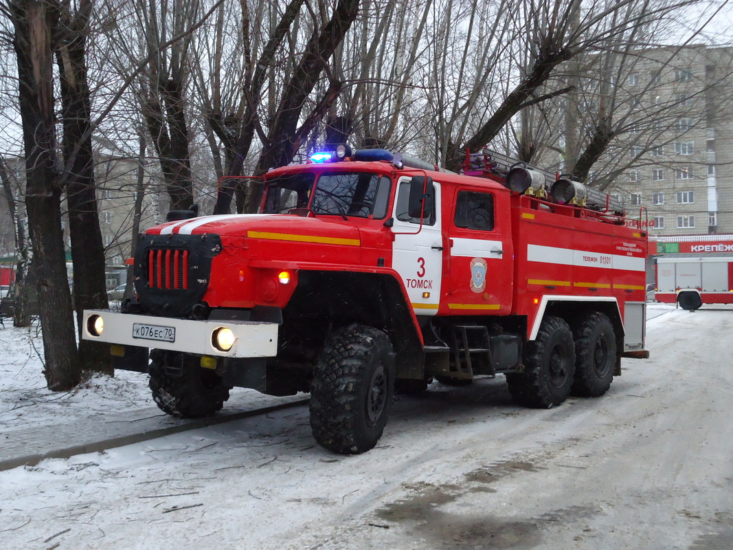 Томская область, № К 076 ЕС 70 — Урал-5557-70