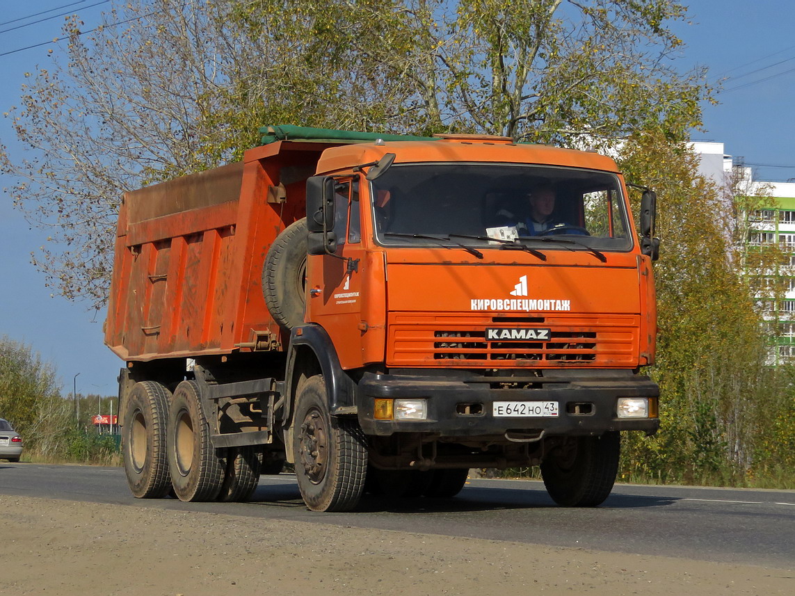 Кировская область, № Е 642 НО 43 — КамАЗ-65115-D3(97)