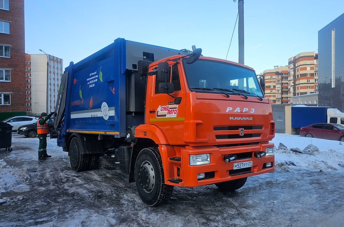 Чувашия, № М 527 РТ 21 — КамАЗ-53605-A5(48)