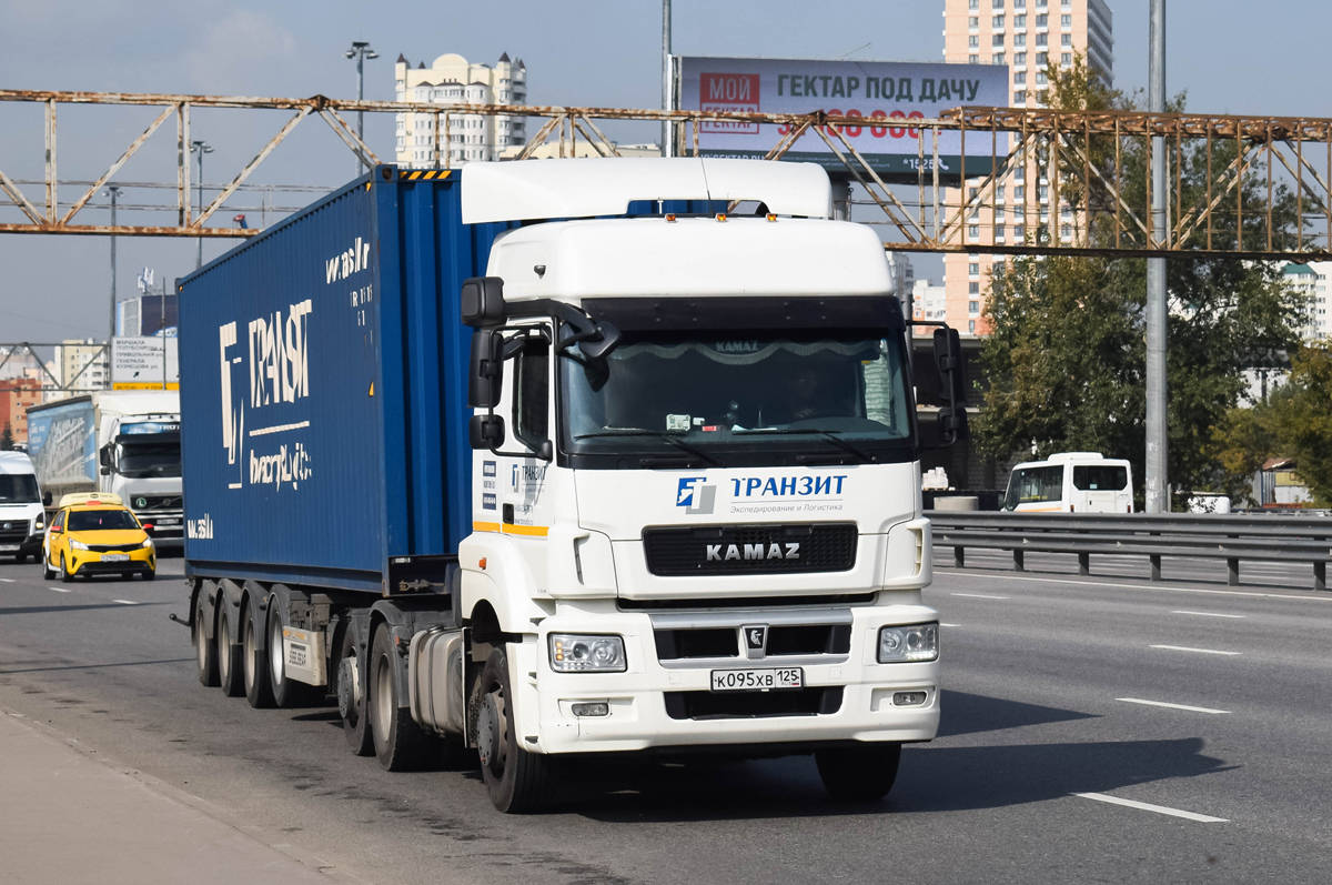 Приморский край, № К 095 ХВ 125 — КамАЗ-5490-S5(87)