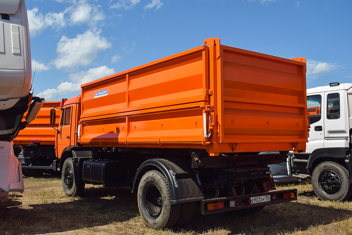 Алтайский край, № В 902 ОН 122 — КамАЗ-43253-A3(96); Алтайский край — Выставка "День Сибирского Поля 2023"