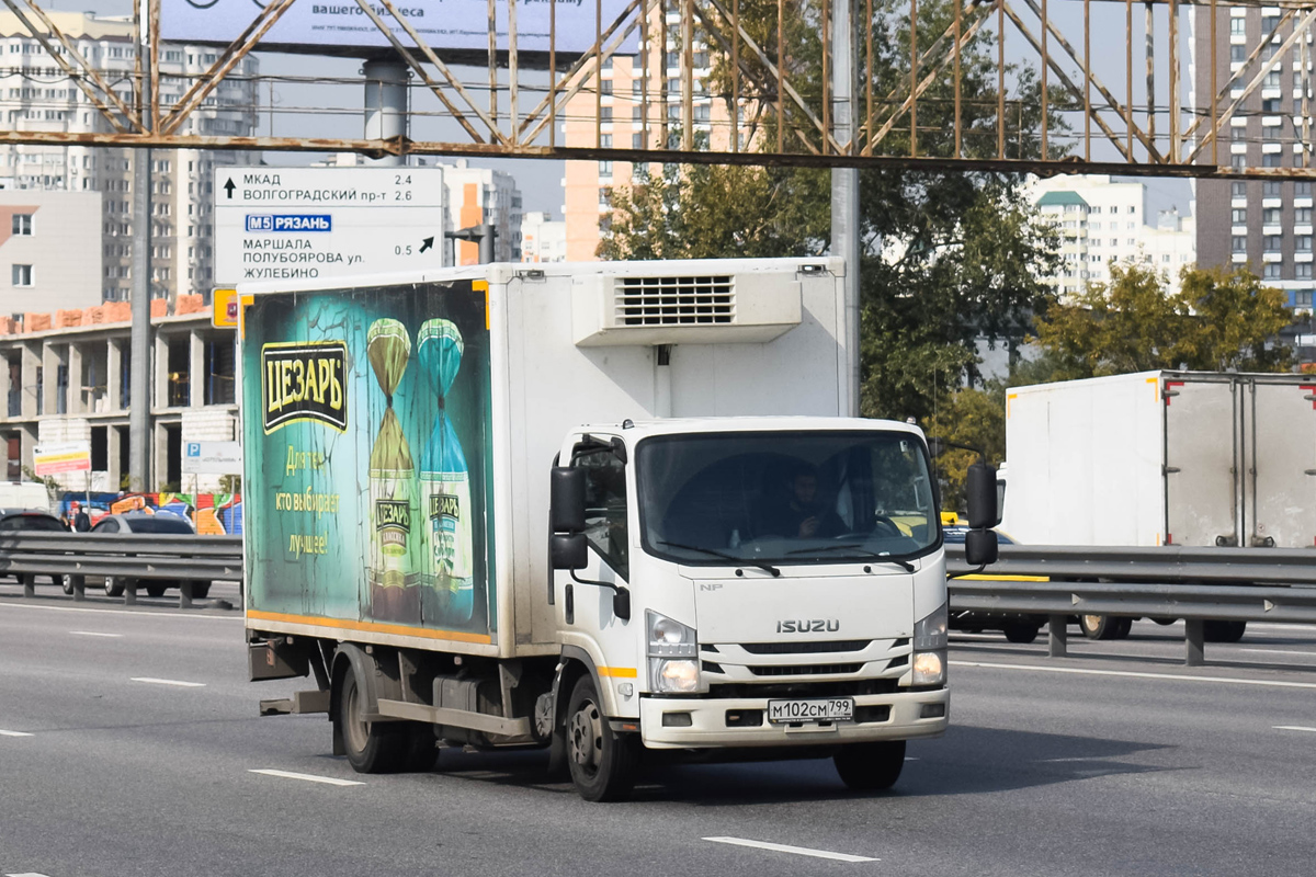 Москва, № М 102 СМ 799 — Isuzu NPR75 [Z7X]