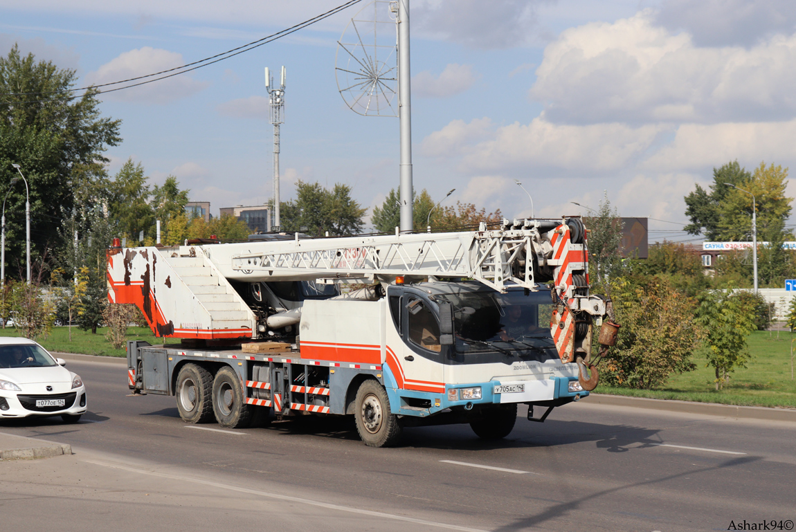 Красноярский край, № У 705 АС 142 — Zoomlion ZLJ5323JQZ30V