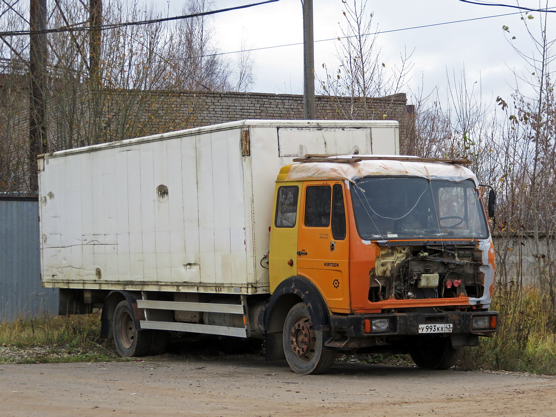 Кировская область, № У 993 КХ 43 — Mercedes-Benz NG (общ. мод.)