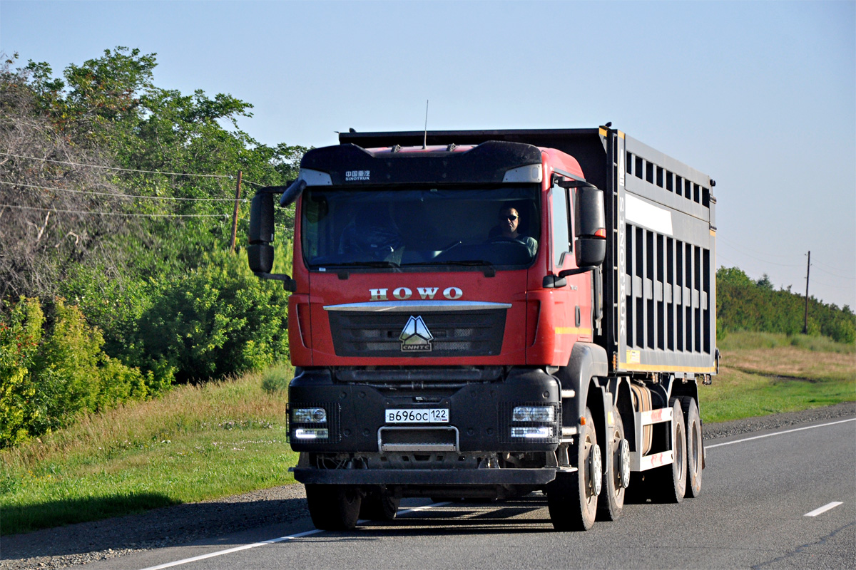 Алтайский край, № В 696 ОС 122 — Howo T5G ZZ3317