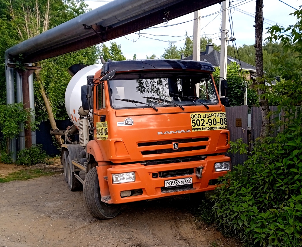 Москва, № Р 893 ХМ 799 — КамАЗ-6520-A5(48)