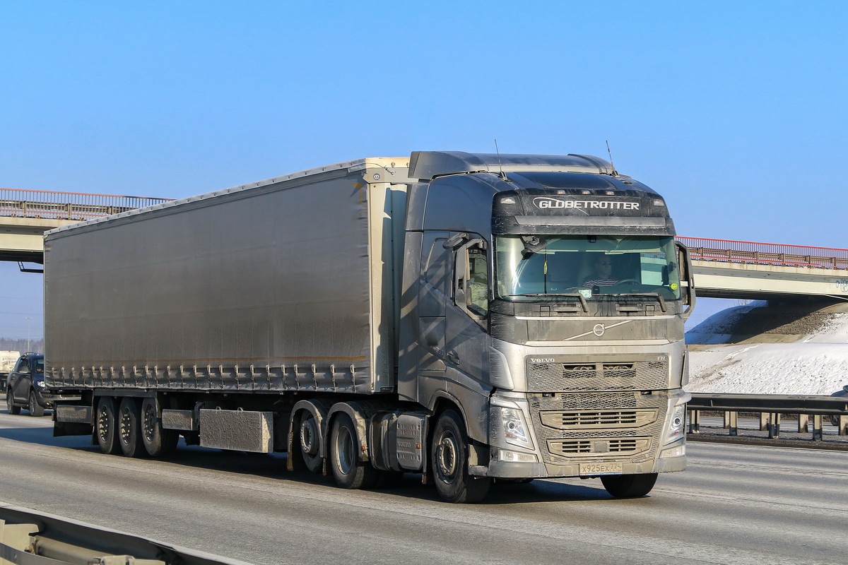 Челябинская область, № Х 925 ЕХ 774 — Volvo ('2012) FH.500