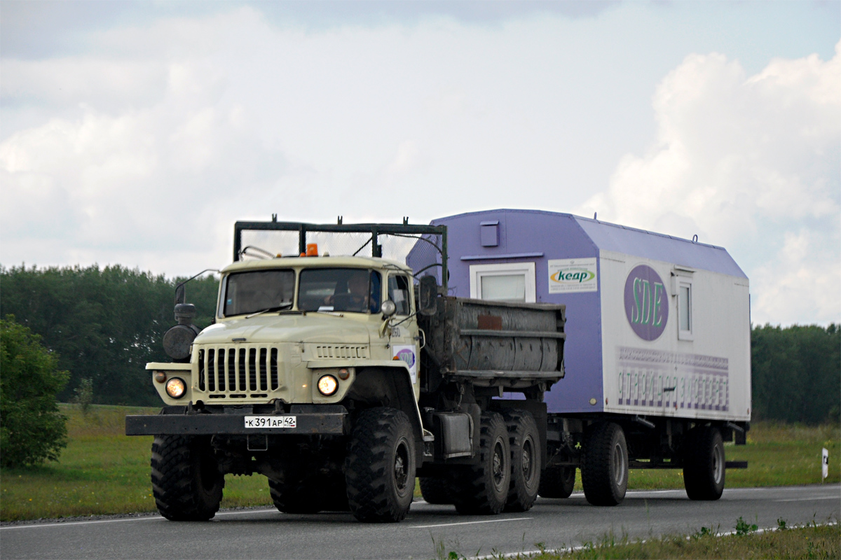Кемеровская область, № К 391 АР 42 — Урал-5557-10