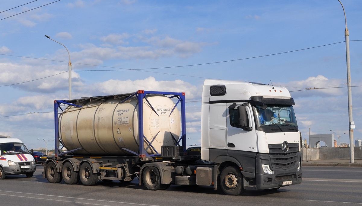 Рязанская область, № С 136 ТЕ 62 — Mercedes-Benz Actros '18 1842 [Z9M]