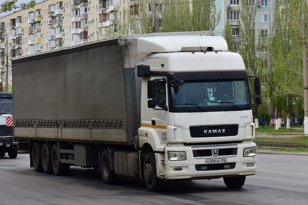 Чечня, № Е 090 ВС 95 — КамАЗ-5490-S5(87)