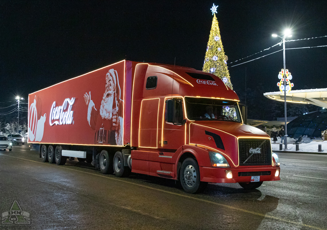 Киргизия, № S 2592 AC — Volvo VNL670