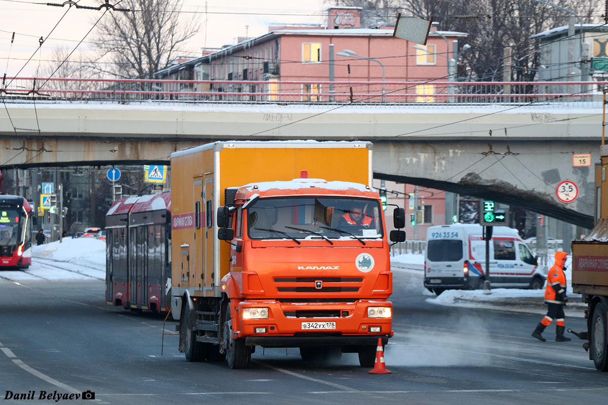 Санкт-Петербург, № 090 — КамАЗ-43253-R4(28)