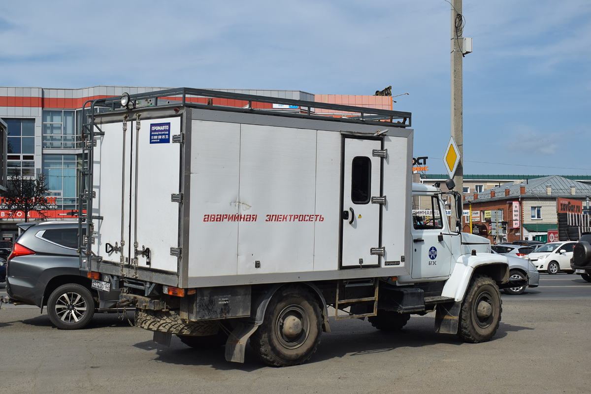 Алтайский край, № А 512 ЕО 122 — ГАЗ-33088 «Садко»