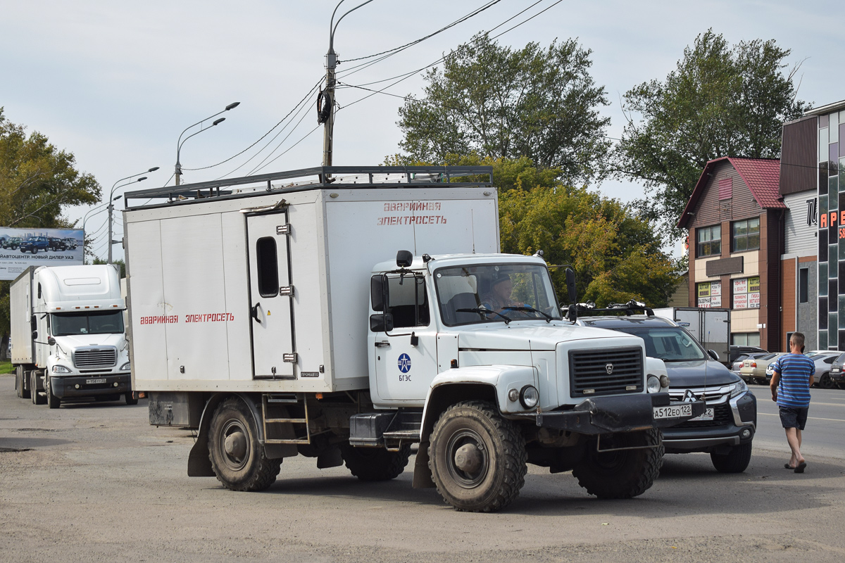 Алтайский край, № А 512 ЕО 122 — ГАЗ-33088 «Садко»