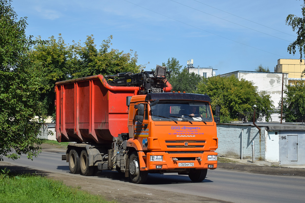 Алтайский край, № С 365 МР 142 — КамАЗ-65115-A5(48)