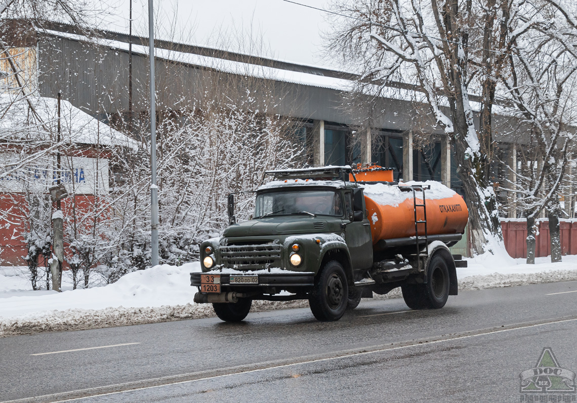Алматы, № 820 DD 02 — ЗИЛ-431410