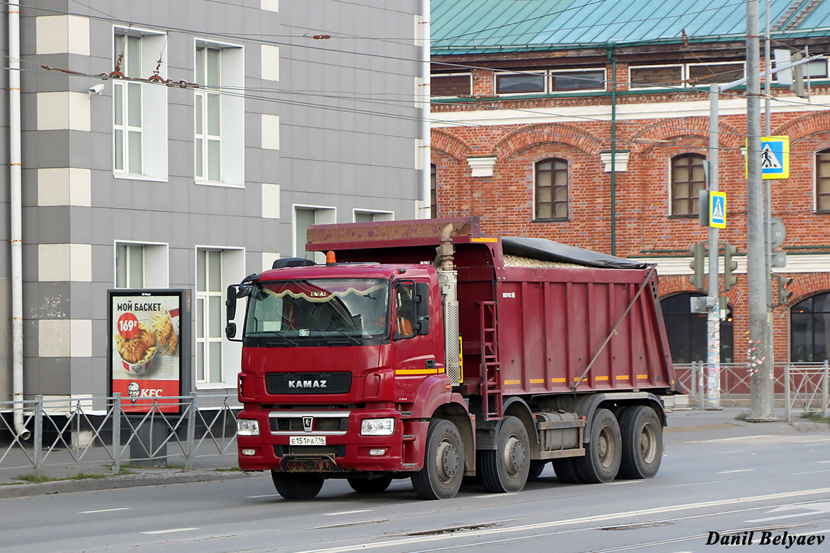 Татарстан, № Е 151 РА 716 — КамАЗ-65801-T5(68)
