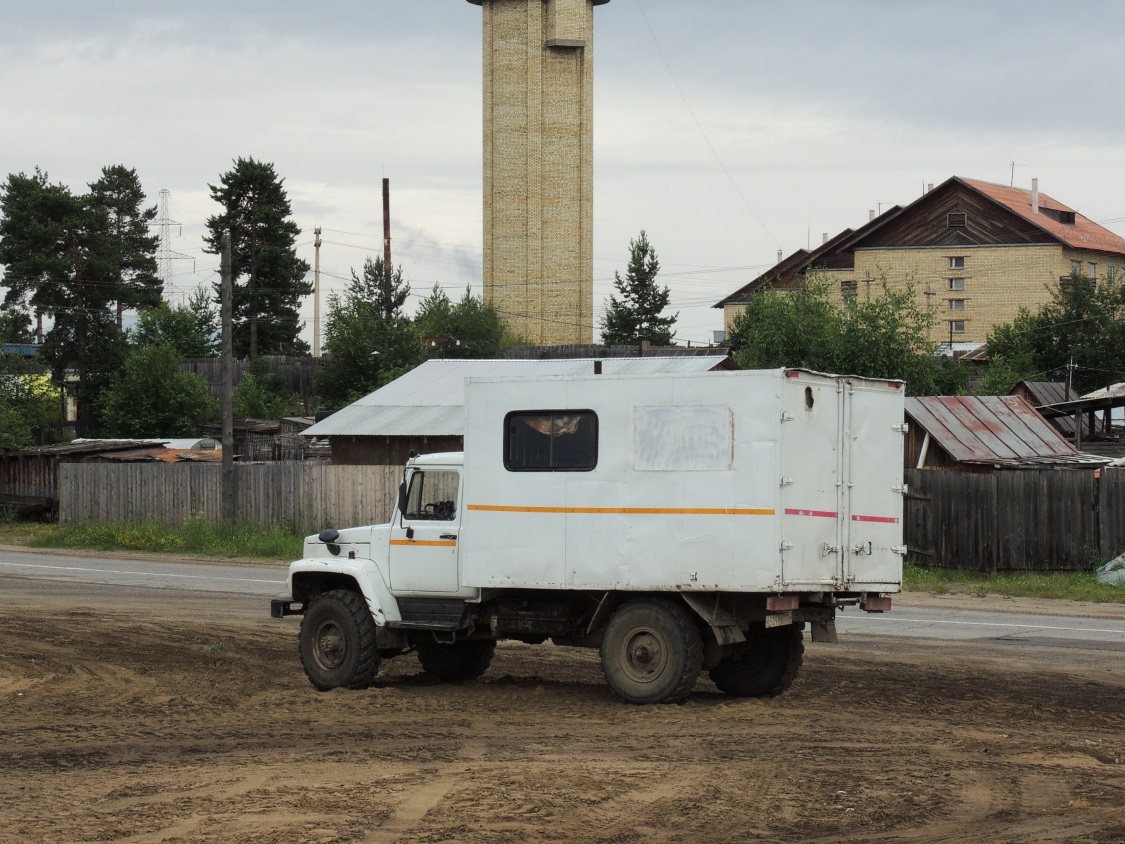 Ставропольский край, № Н 529 РХ 126 — ГАЗ-33081 «Садко»