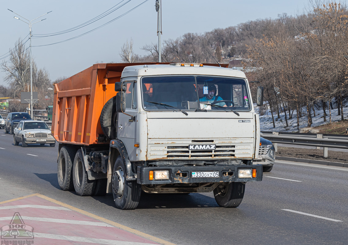 Алматинская область, № 330 GXZ 05 — КамАЗ-55111-02 [55111C]