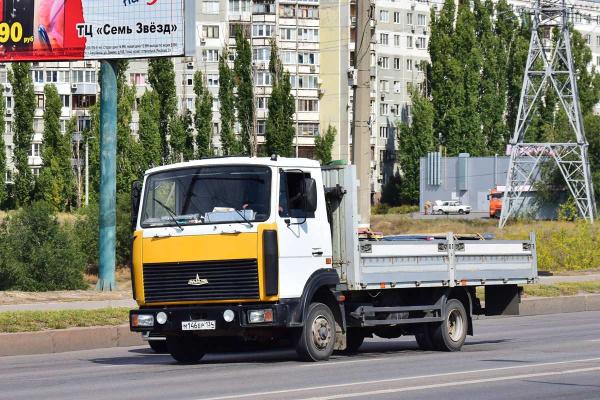 Волгоградская область, № М 146 ЕР 134 — МАЗ-437043