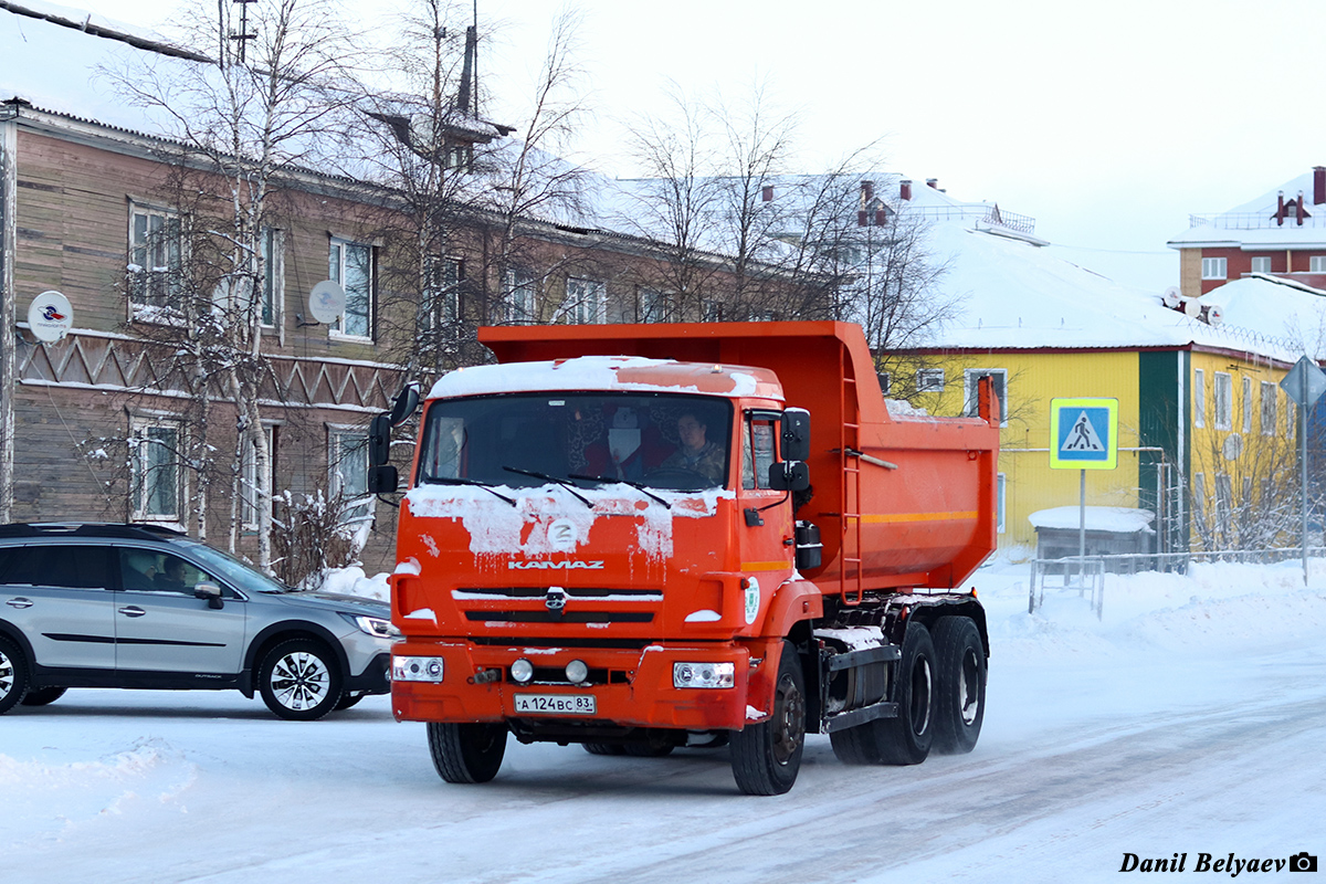 Ненецкий автономный округ, № А 124 ВС 83 — КамАЗ-65115-L4(19)