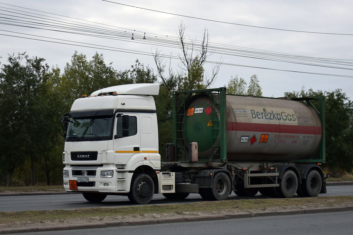 Волгоградская область, № К 202 СХ 134 — КамАЗ-5490-S5(87)