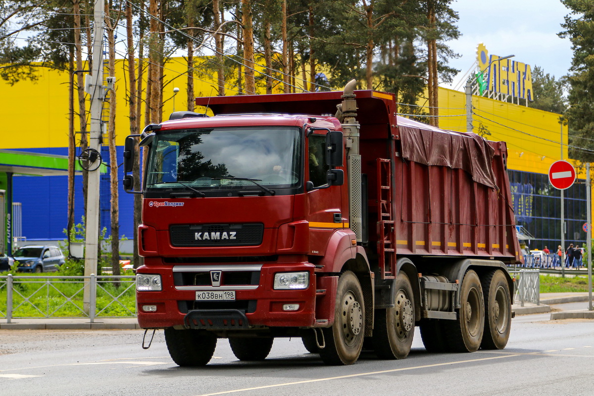 Санкт-Петербург, № К 038 ВН 198 — КамАЗ-65801-T5(68)