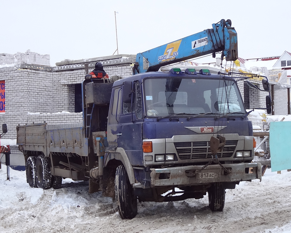 Архангельская область, № Е 813 АС 29 — Hino FS