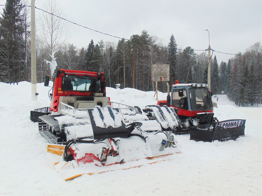 Удмуртия, № (18) Б/Н СТ 0255 — PistenBully (общая модель); Транспортные средства без номеров (Удмуртия)
