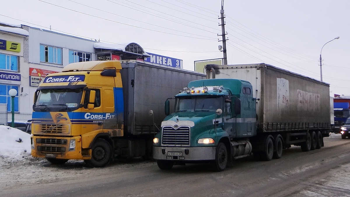 Архангельская область, № Н 330 УР 29 — Mack Vision (Pinnacle); Архангельская область — Автомобили с нечитаемыми на фото номерами