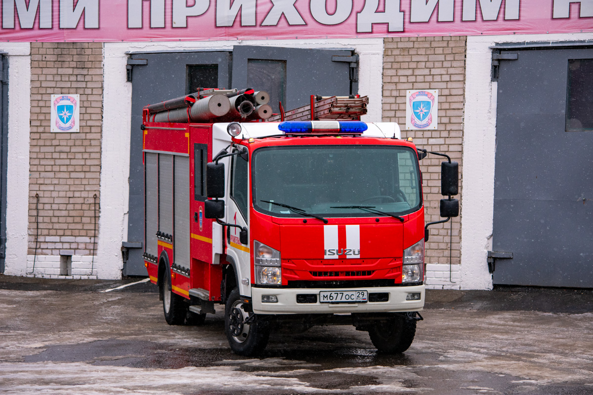 Архангельская область, № М 677 ОС 29 — Isuzu NPS75 [Z7X]