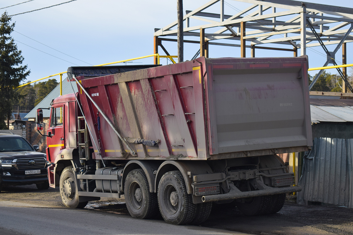 Алтайский край, № В 066 ХВ 122 — КамАЗ-6520-B5(49)