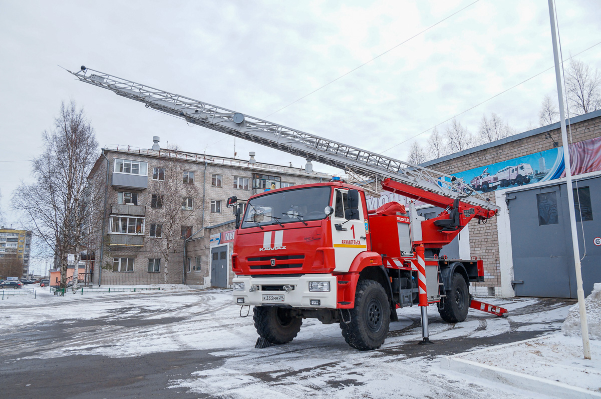 Архангельская область, № К 333 ММ 29 — КамАЗ-43502-D5(66)