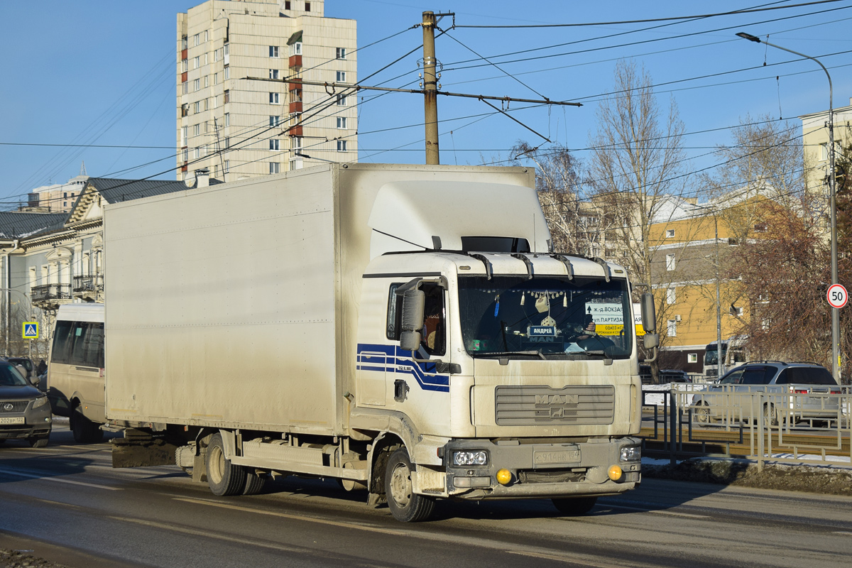 Новосибирская область, № С 914 НК 154 — MAN TGL 8.180