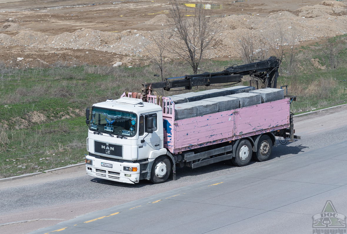 Алматы, № 467 AAJ 02 — MAN F2000 26.343