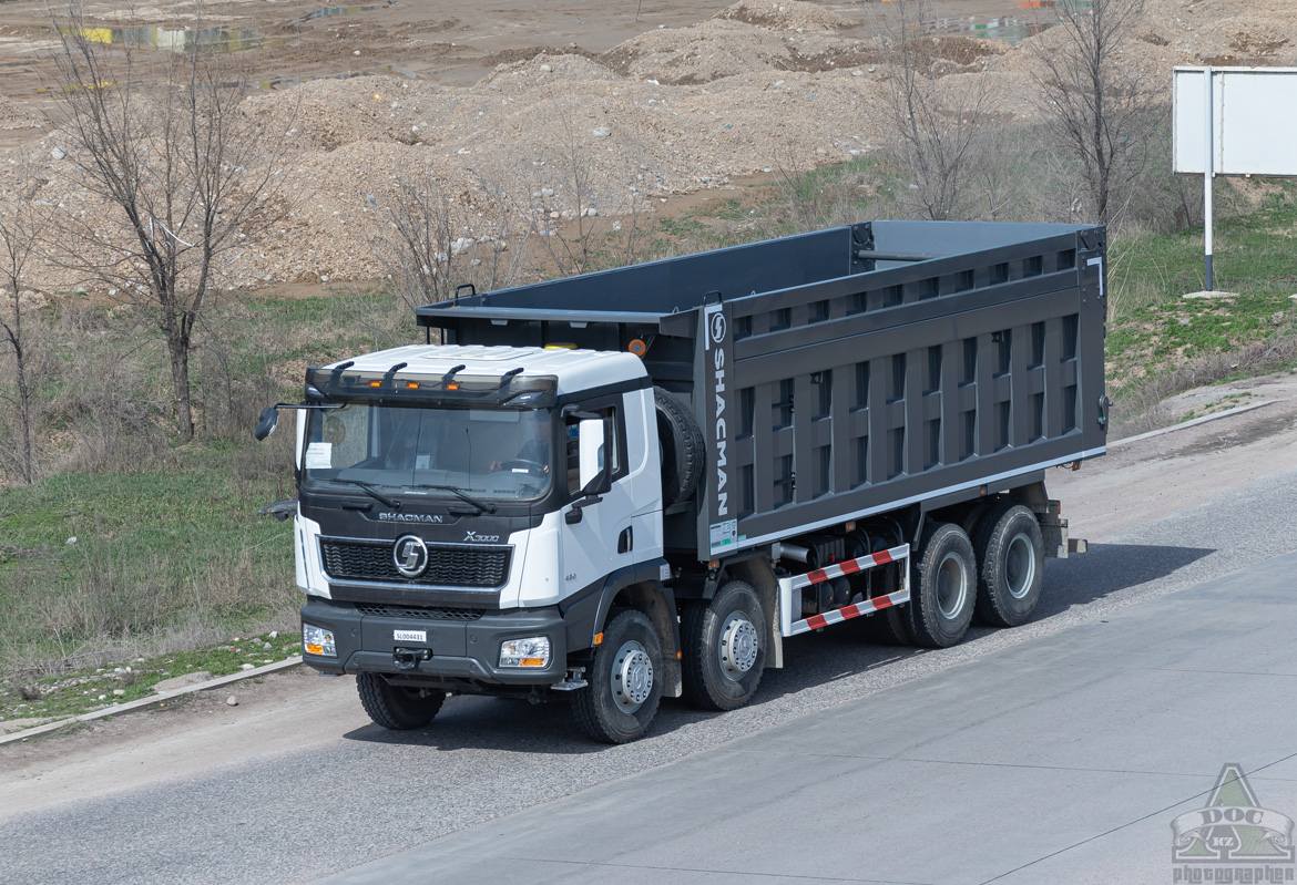 Алматы, № 168 FA 02 — Shaanxi Shacman X3000 SX3318