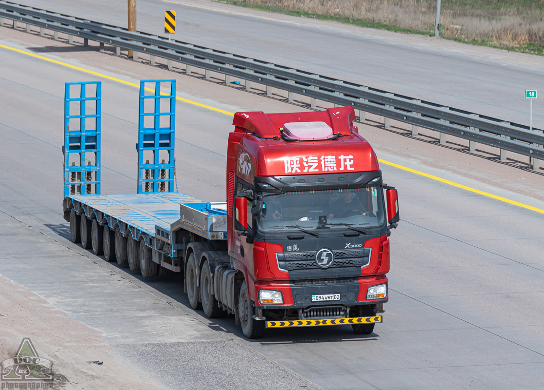 Алматы, № 094 AWT 02 — Shaanxi Shacman X3000 SX4258