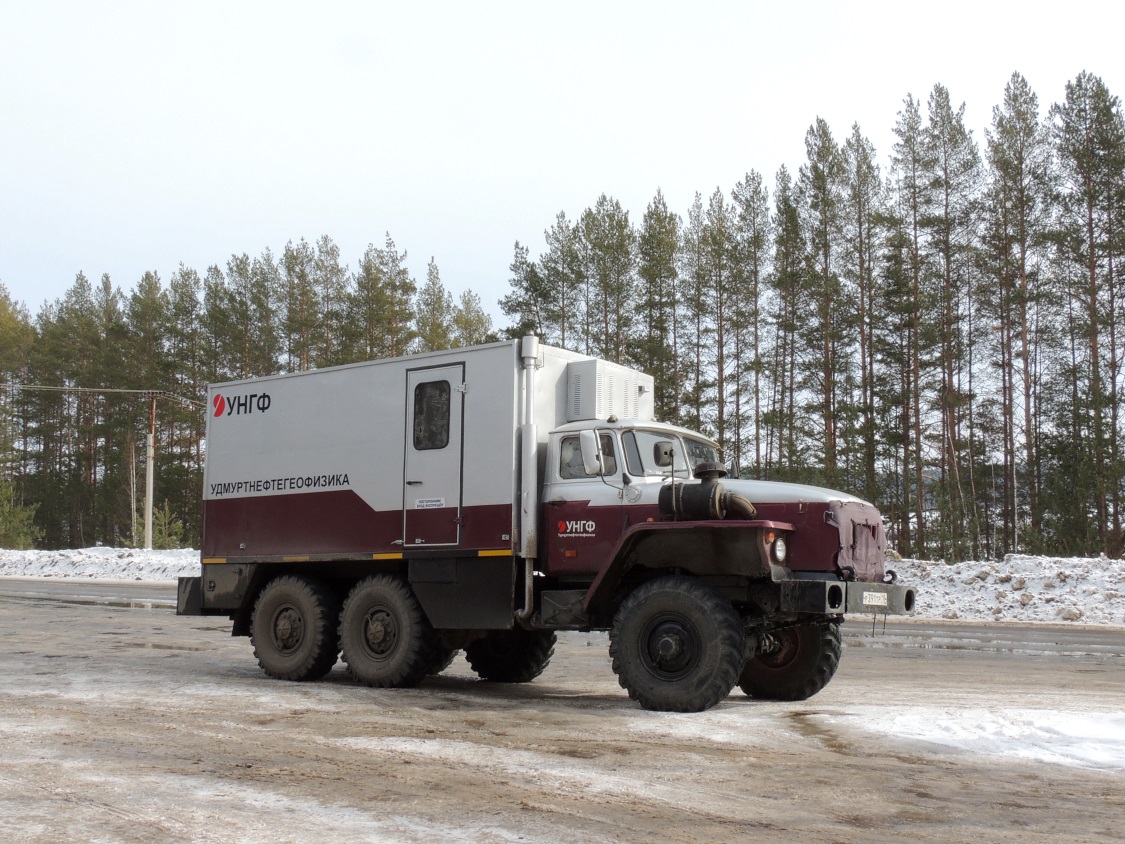 Удмуртия, № Р 391 ТР 18 — Урал-43203-41