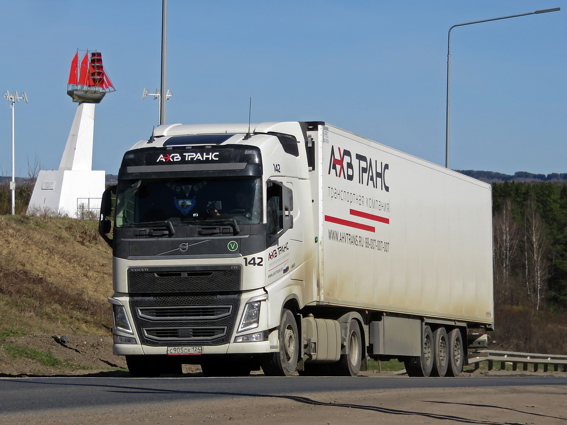 Красноярский край, № 142 — Volvo ('2012) FH.460 [X9P]