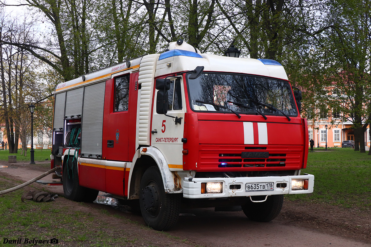 Санкт-Петербург, № В 635 ТВ 178 — КамАЗ-43253-A3(96)