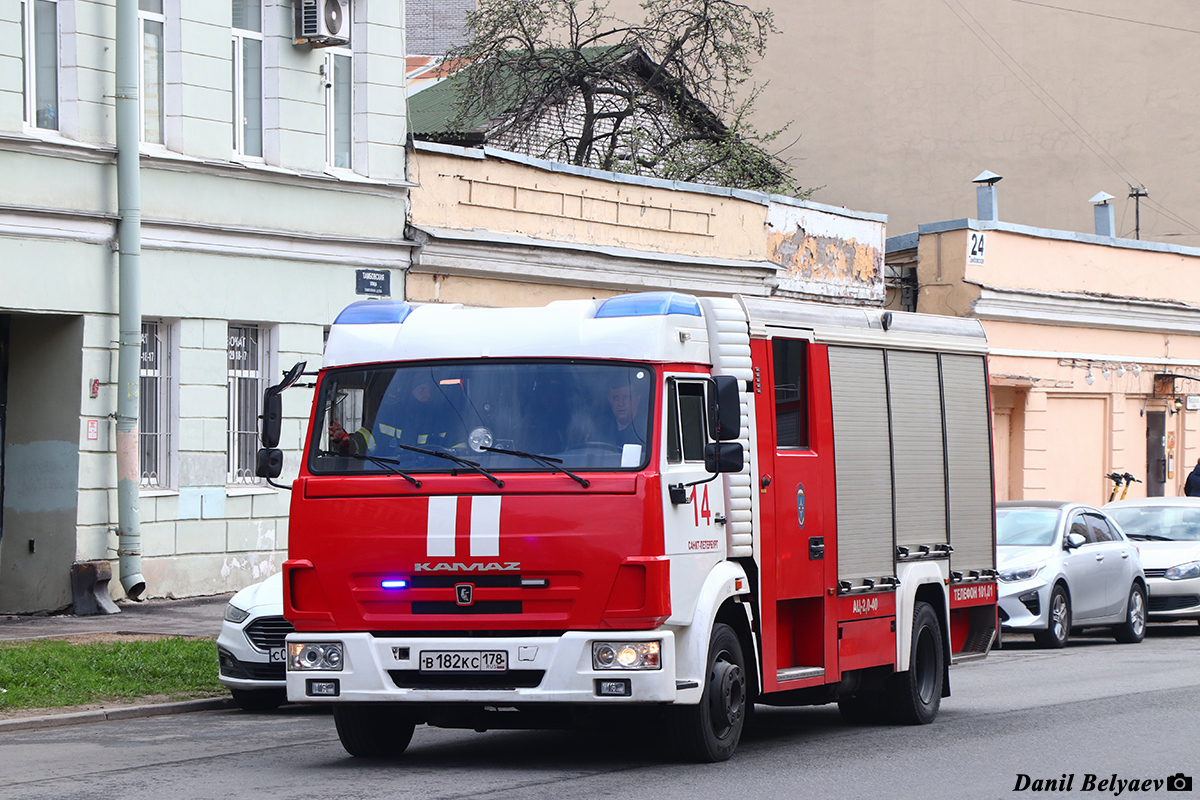 Санкт-Петербург, № В 182 КС 178 — КамАЗ-4308-H3(99)