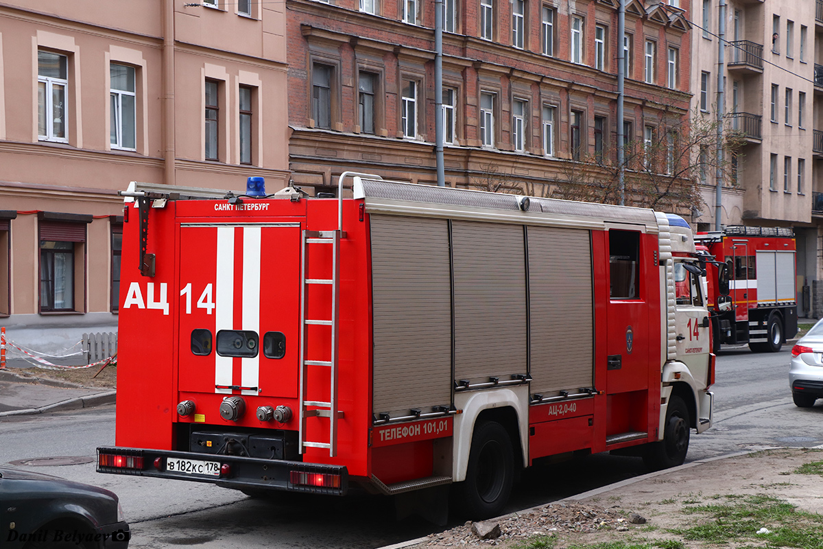 Санкт-Петербург, № В 182 КС 178 — КамАЗ-4308-H3(99)
