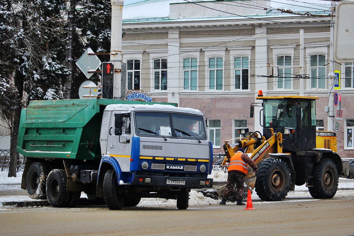 Тамбовская область, № М 393 ЕН 68 — КамАЗ-5410; Тамбовская область — Спецтехника с нечитаемыми на фото номерами