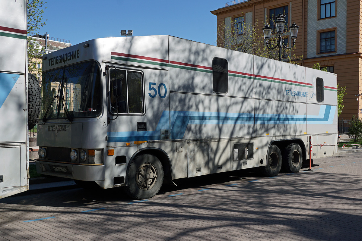 Санкт-Петербург, № 50 — КамАЗ-53213