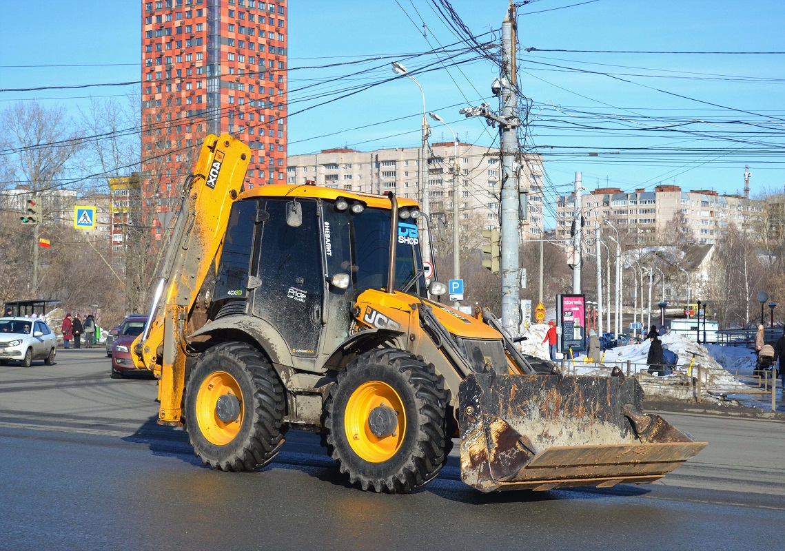 Удмуртия — Спецтехника с нечитаемыми на фото номерами