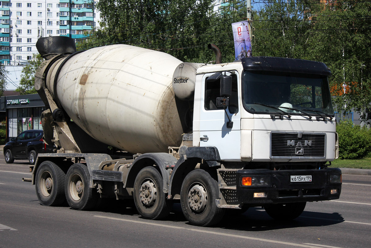 Москва, № К 615 РХ 199 — MAN F2000 32.364