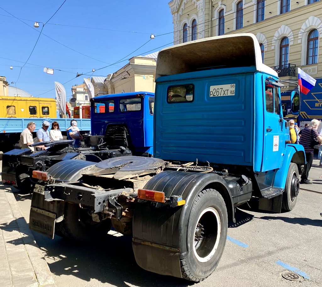 Санкт-Петербург, № Р 267 ХТ 98 — ЗИЛ-442160; Санкт-Петербург — Международный транспортный фестиваль "SPbTransportFest" (2019-... гг)