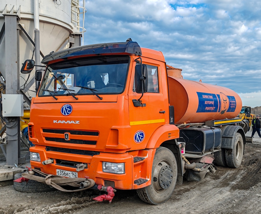 Кемеровская область, № Е 356 КС 142 — КамАЗ-43253-G5(69)