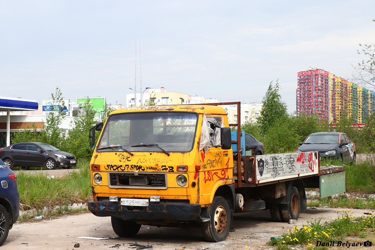 Санкт-Петербург, № А 125 МР 98 — VW-MAN G90
